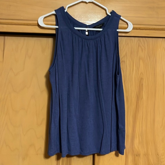 Linen Blend Tank - Picture 1 of 4